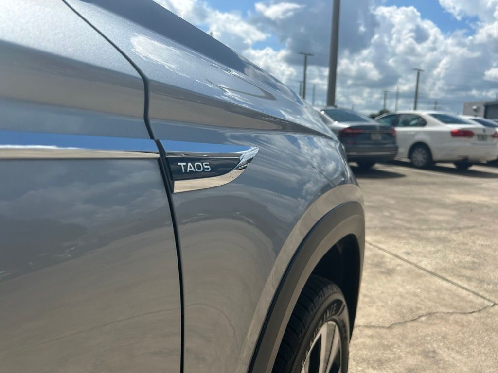 2023 Volkswagen Taos 1.5T SE Tampa FL
