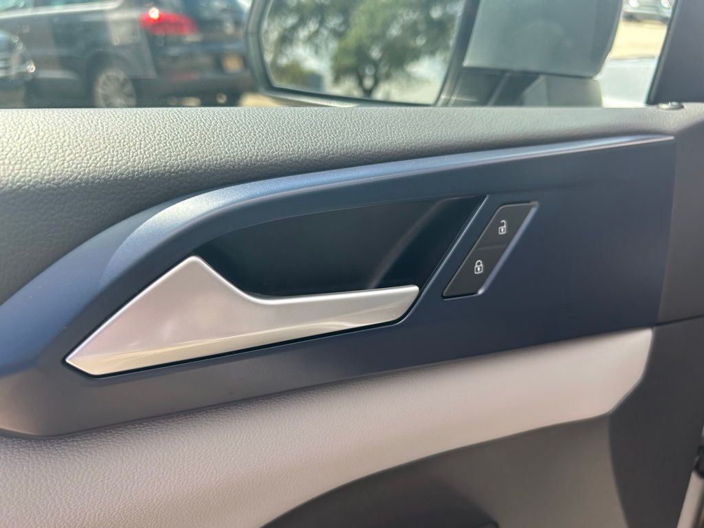 2023 Volkswagen Taos 1.5T SE Tampa FL