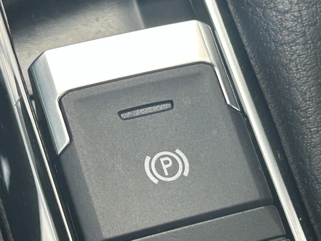 2023 Volkswagen Taos 1.5T SE Tampa FL