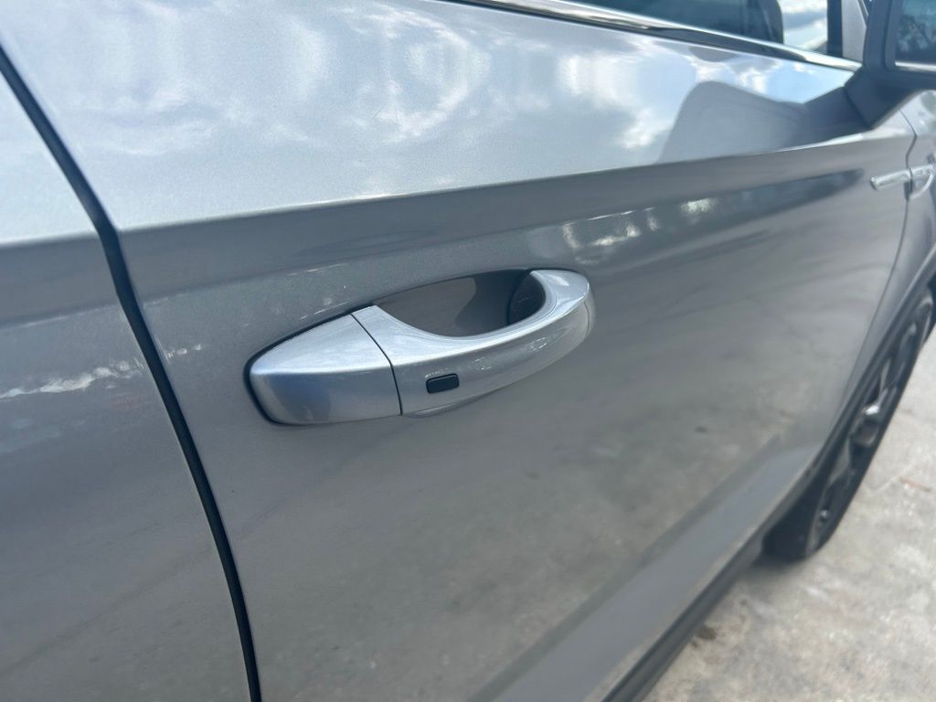 2023 Volkswagen Taos 1.5T SE Tampa FL