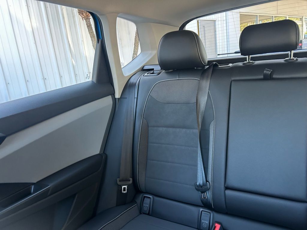 2023 Volkswagen Taos 1.5T SE Tampa FL