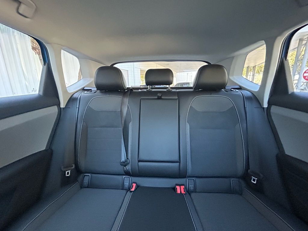 2023 Volkswagen Taos 1.5T SE Tampa FL