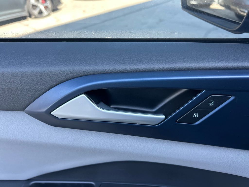 2023 Volkswagen Taos 1.5T SE Tampa FL