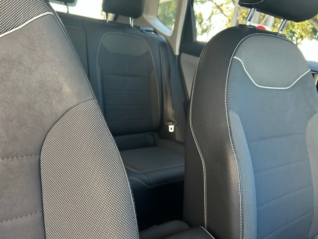 2023 Volkswagen Taos 1.5T SE Tampa FL