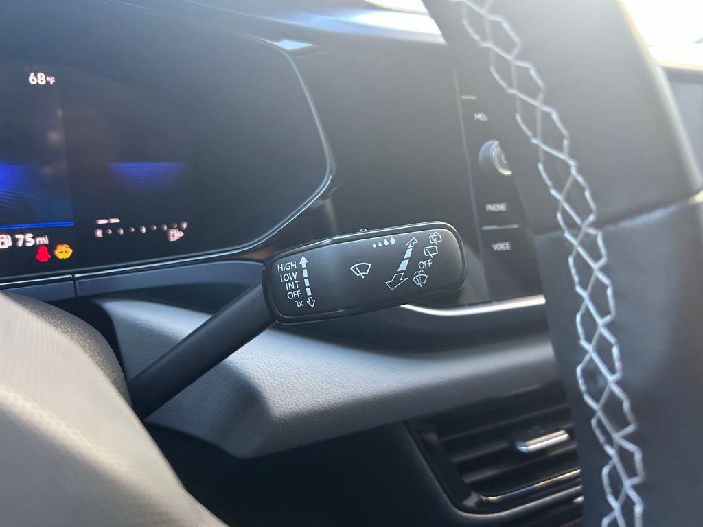 2023 Volkswagen Taos 1.5T SE Tampa FL