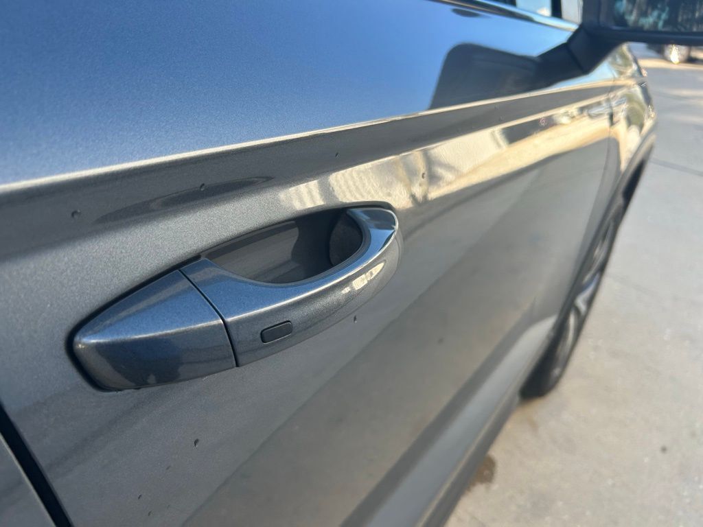 2023 Volkswagen Taos 1.5T SE Tampa FL