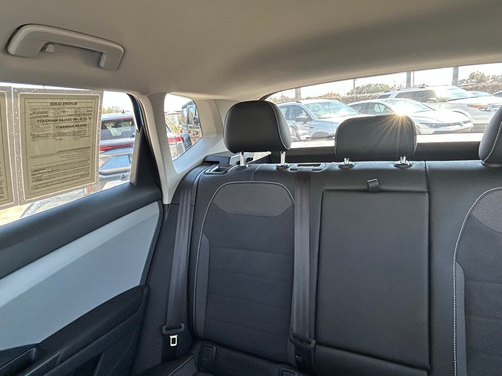 2023 Volkswagen Taos 1.5T SE Tampa FL