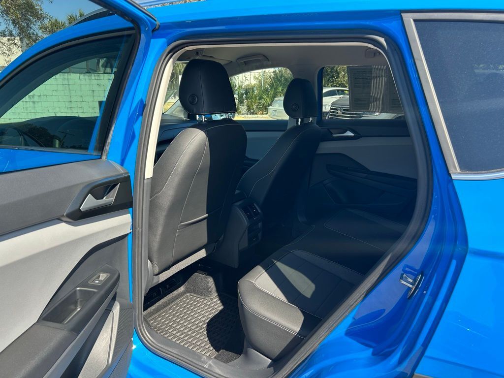 2023 Volkswagen Taos 1.5T SE Tampa FL