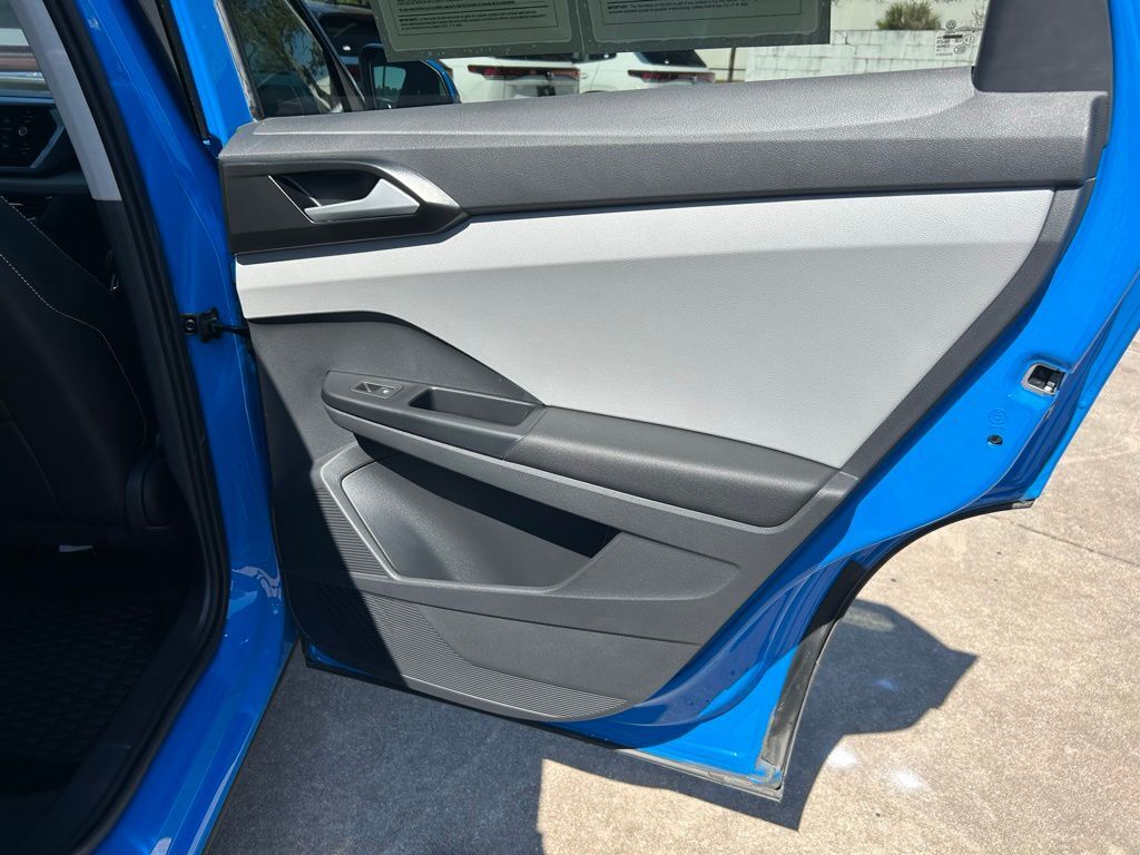 2023 Volkswagen Taos 1.5T SE Tampa FL