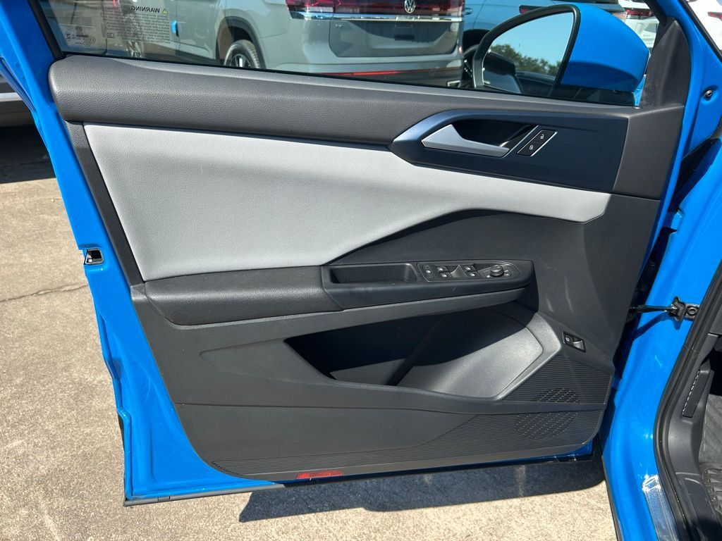 2023 Volkswagen Taos 1.5T SE Tampa FL