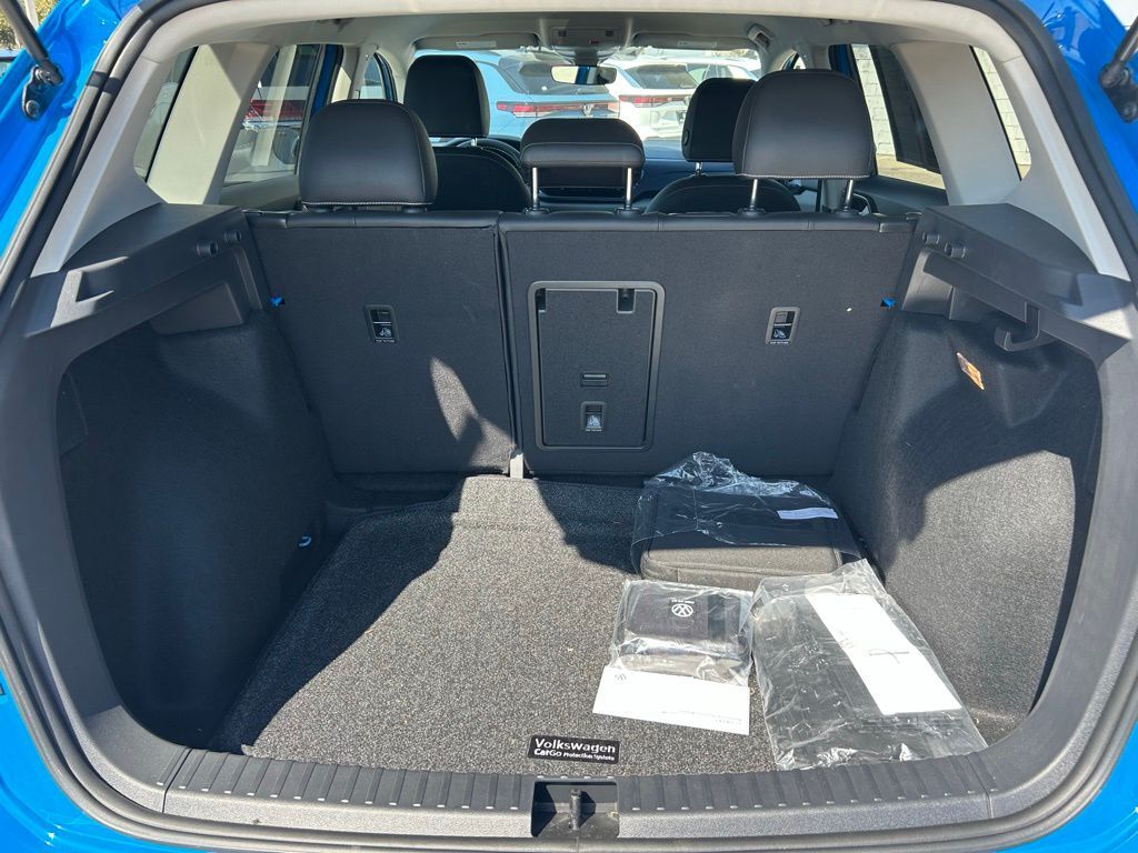 2023 Volkswagen Taos 1.5T SE Tampa FL