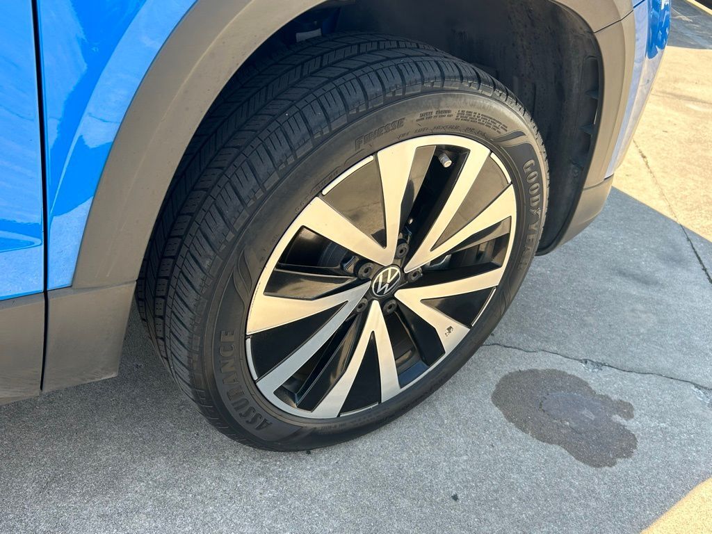 2023 Volkswagen Taos 1.5T SE Tampa FL