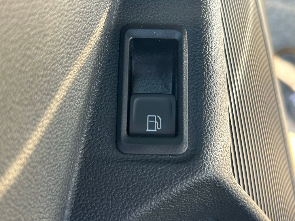 2023 Volkswagen Taos 1.5T SE Tampa FL