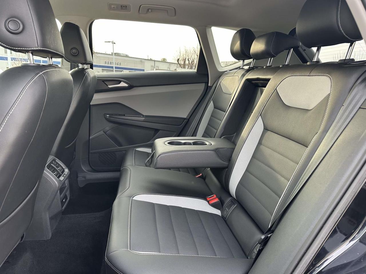 2023 Volkswagen Taos 1.5T SEL Woodbridge VA