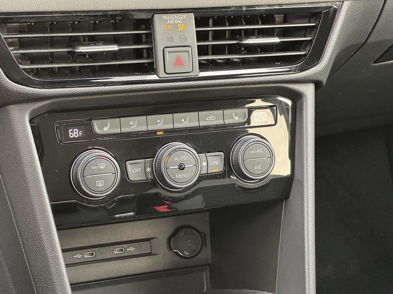 2023 Volkswagen Taos 1.5T SEL Woodbridge VA