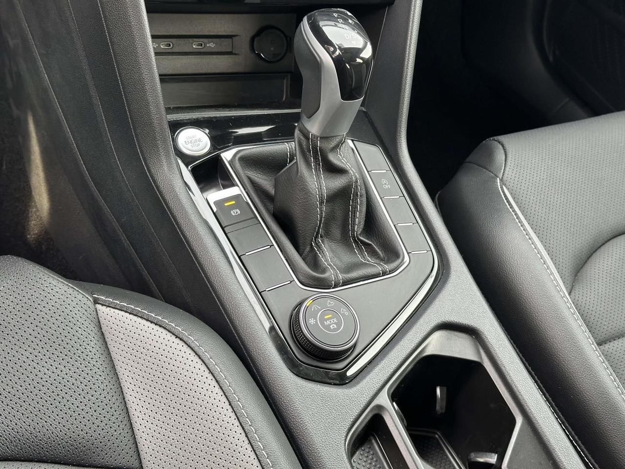 2023 Volkswagen Taos 1.5T SEL Woodbridge VA