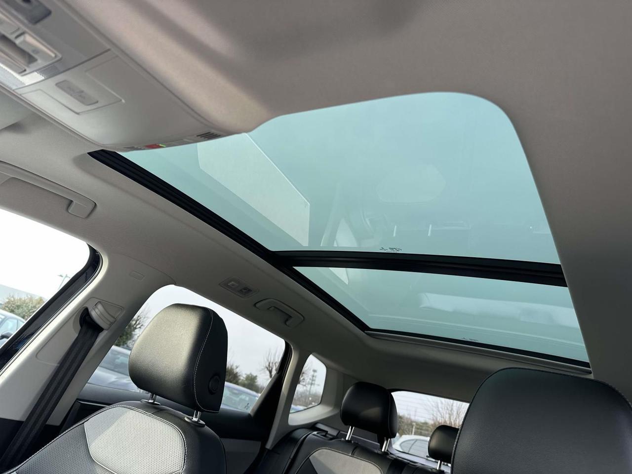 2023 Volkswagen Taos 1.5T SEL Woodbridge VA