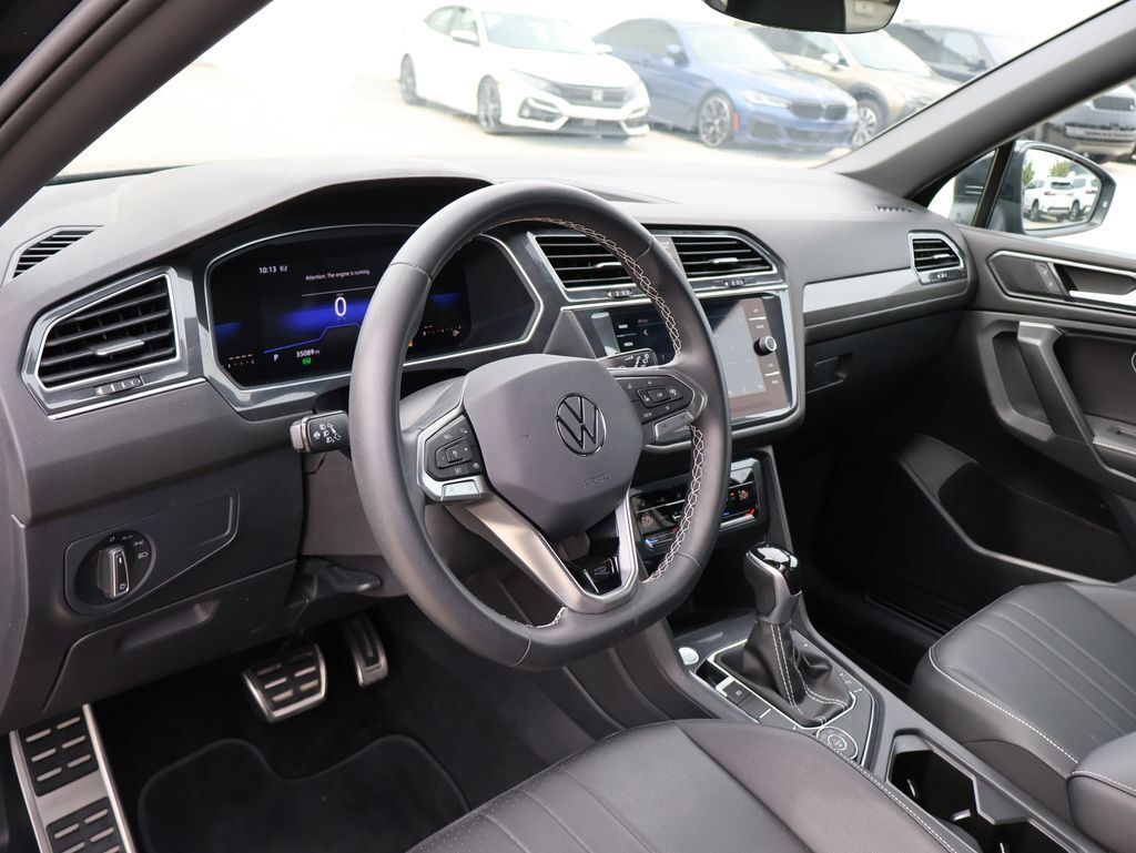 2023 Volkswagen Tiguan 2.0T SE R-Line Black