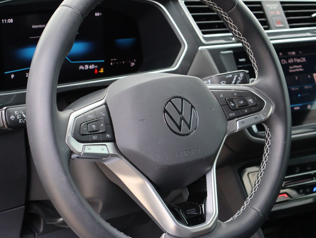 2023 Volkswagen Tiguan 2.0T SE R-Line Black