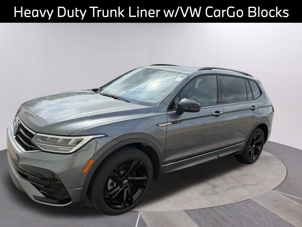 2023 Volkswagen Tiguan 2.0T SE R-Line Black