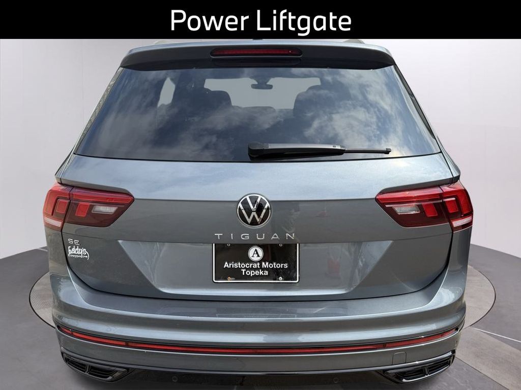 2023 Volkswagen Tiguan 2.0T SE R-Line Black