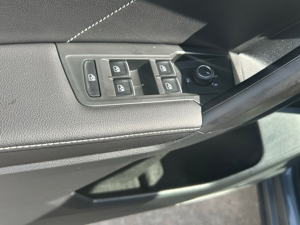 2023 Volkswagen Tiguan 2.0T SE R-Line Black Tampa FL