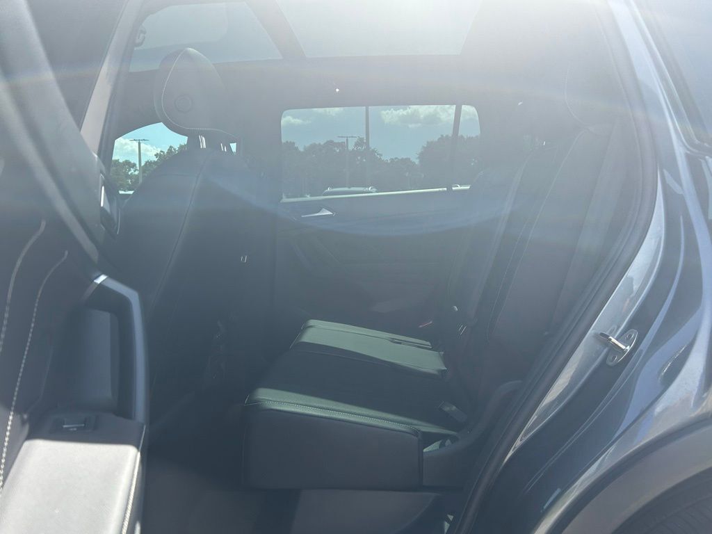 2023 Volkswagen Tiguan 2.0T SE R-Line Black Tampa FL