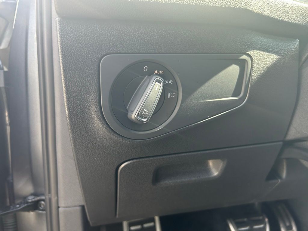 2023 Volkswagen Tiguan 2.0T SE R-Line Black Tampa FL