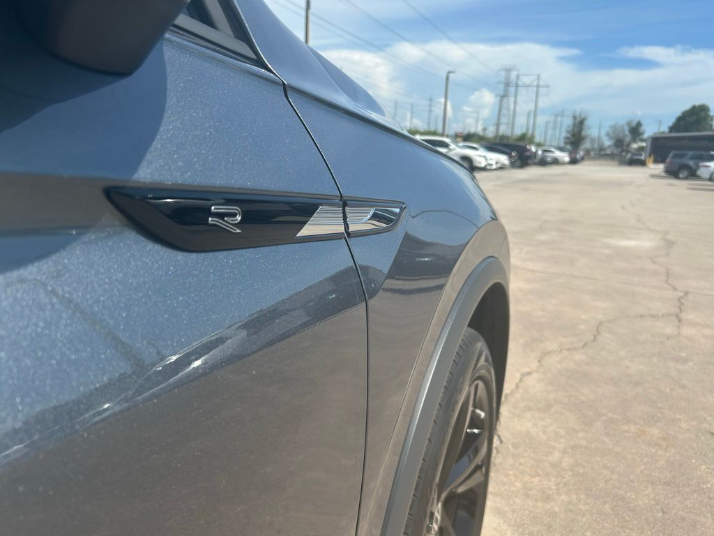 2023 Volkswagen Tiguan 2.0T SE R-Line Black Tampa FL