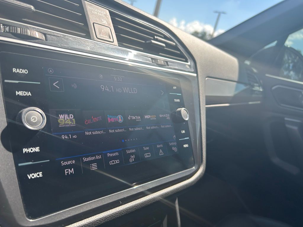 2023 Volkswagen Tiguan 2.0T SE R-Line Black Tampa FL