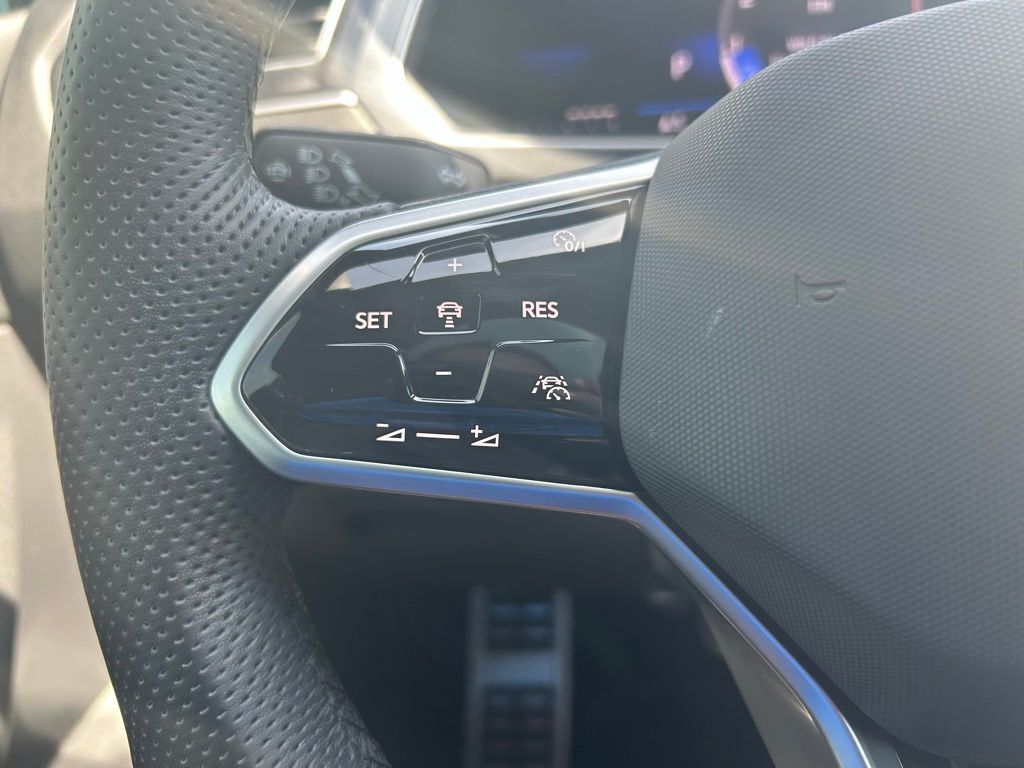 2023 Volkswagen Tiguan 2.0T SE R-Line Black Tampa FL