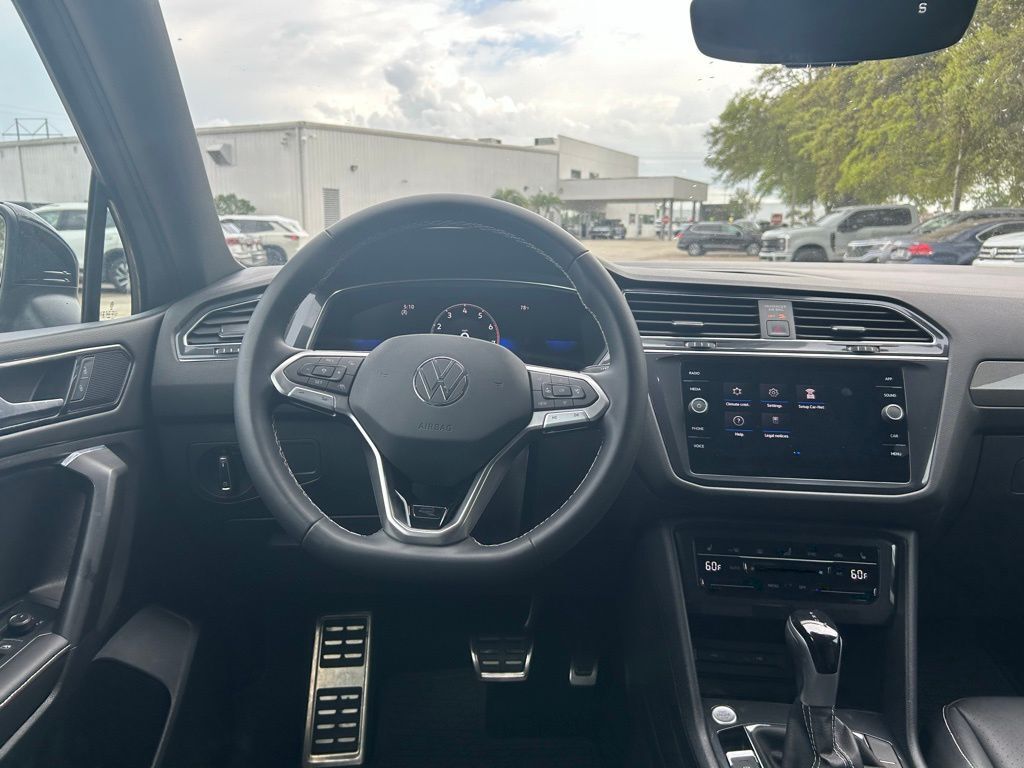 2023 Volkswagen Tiguan 2.0T SE R-Line Black Tampa FL