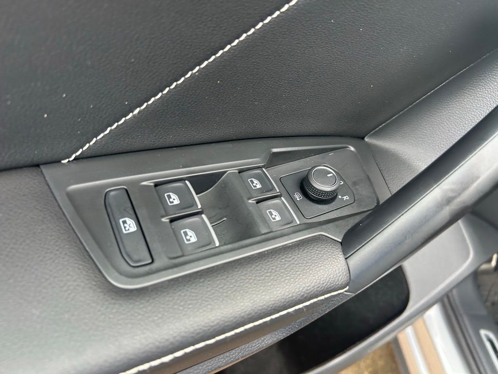 2023 Volkswagen Tiguan 2.0T SE R-Line Black Tampa FL