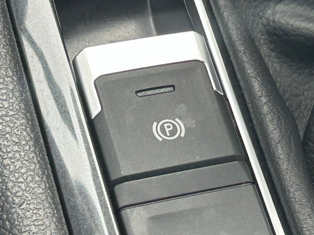 2023 Volkswagen Tiguan 2.0T SE R-Line Black Tampa FL