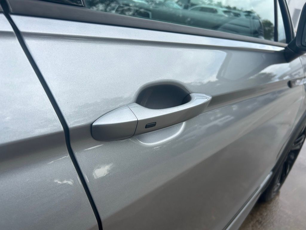 2023 Volkswagen Tiguan 2.0T SE R-Line Black Tampa FL