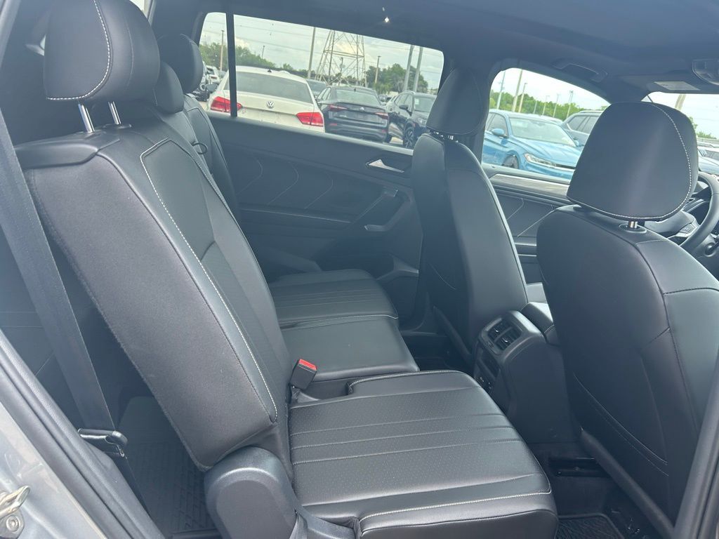 2023 Volkswagen Tiguan 2.0T SE R-Line Black Tampa FL