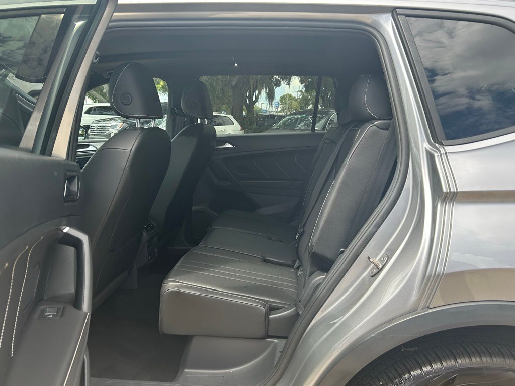 2023 Volkswagen Tiguan 2.0T SE R-Line Black Tampa FL
