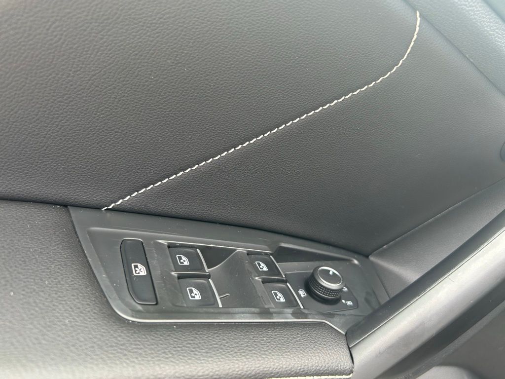 2023 Volkswagen Tiguan 2.0T SE R-Line Black Tampa FL