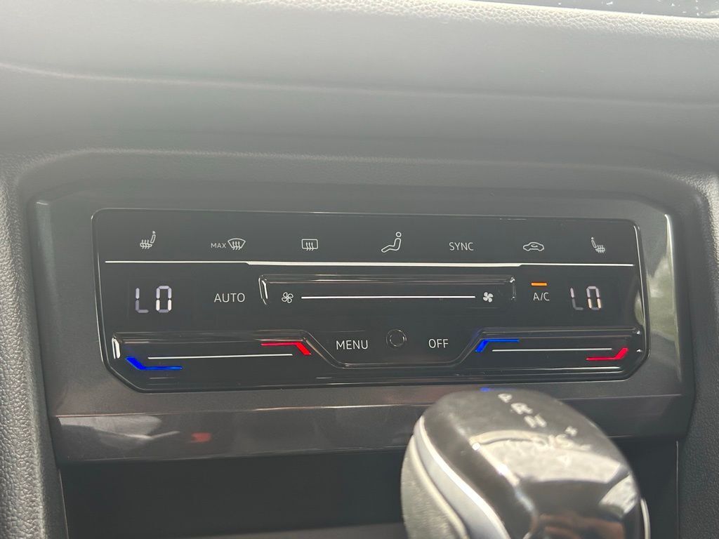 2023 Volkswagen Tiguan 2.0T SE R-Line Black Tampa FL