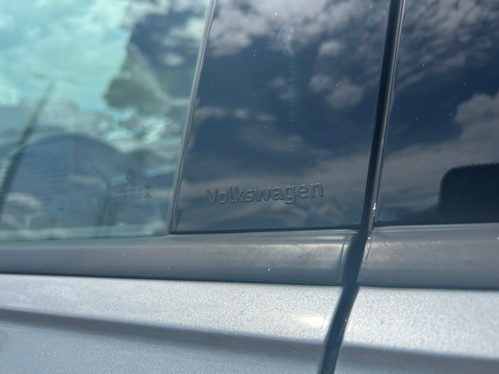 2023 Volkswagen Tiguan 2.0T SE R-Line Black Tampa FL