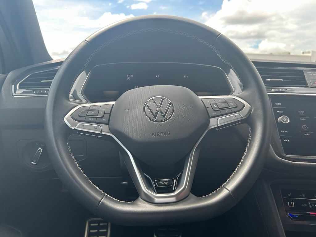 2023 Volkswagen Tiguan 2.0T SE R-Line Black Tampa FL