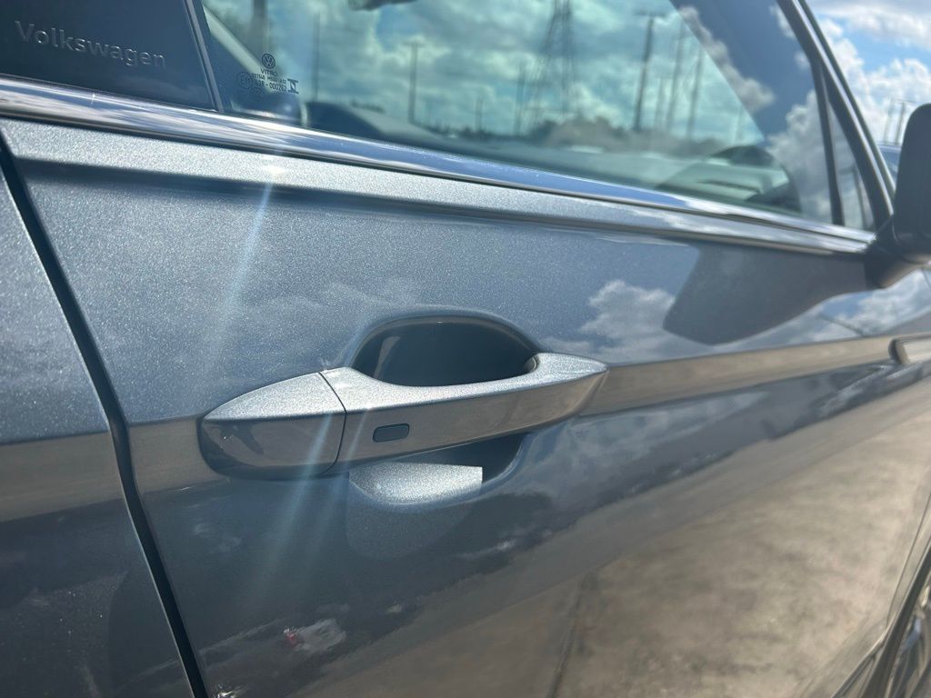 2023 Volkswagen Tiguan 2.0T SE Tampa FL