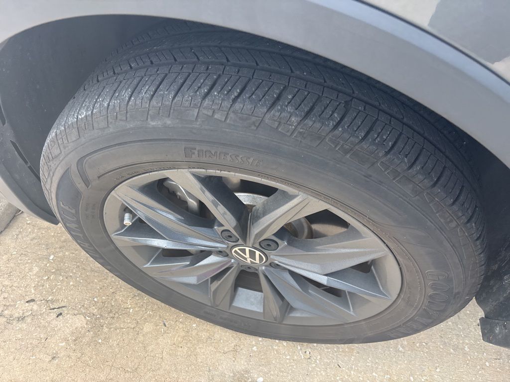 2023 Volkswagen Tiguan 2.0T SE Tampa FL