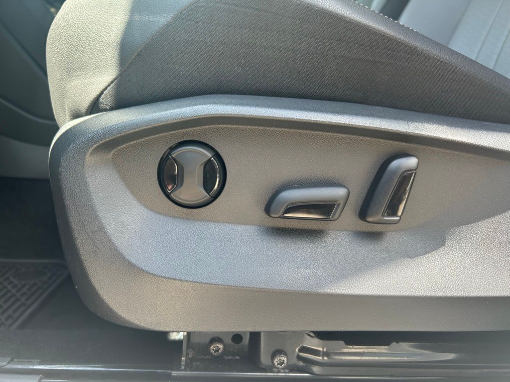 2023 Volkswagen Tiguan 2.0T SE Tampa FL