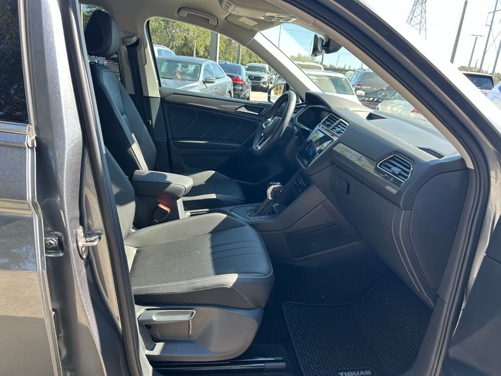 2023 Volkswagen Tiguan 2.0T SE Tampa FL