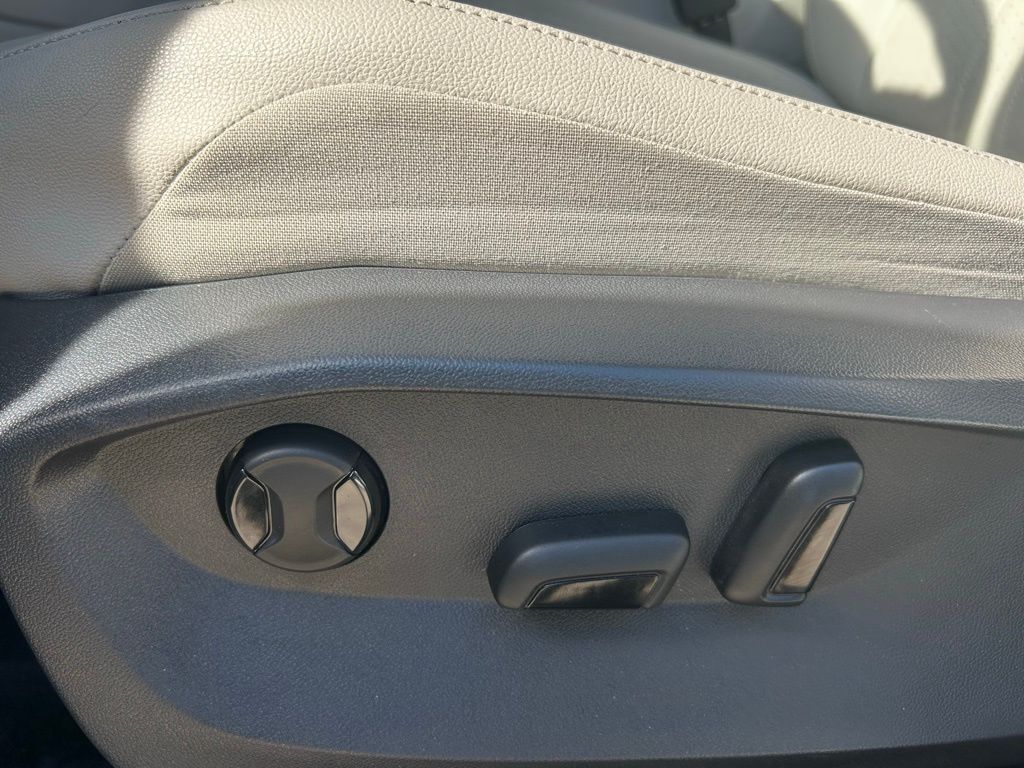 2023 Volkswagen Tiguan 2.0T SE Tampa FL