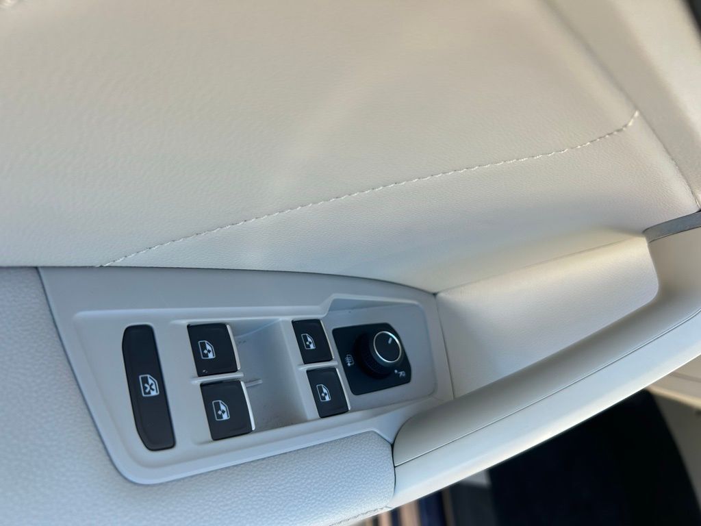 2023 Volkswagen Tiguan 2.0T SE Tampa FL