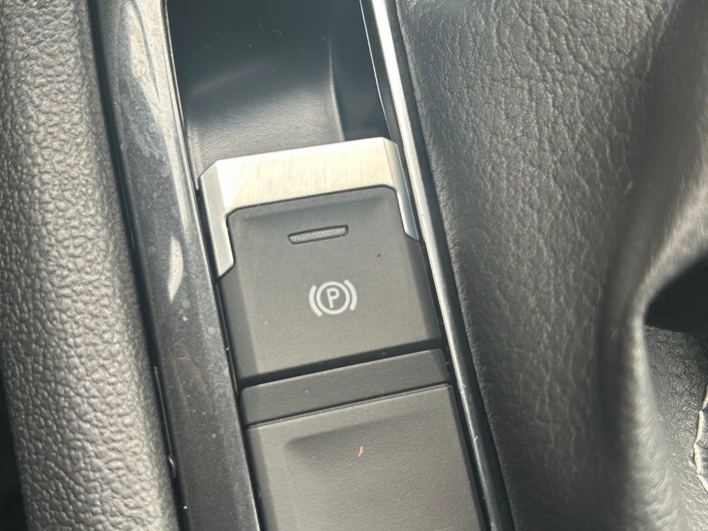 2023 Volkswagen Tiguan 2.0T SE Tampa FL