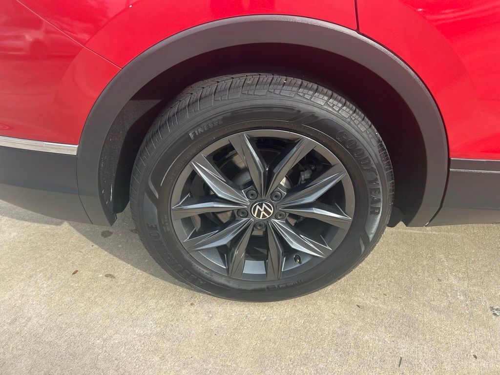 2023 Volkswagen Tiguan 2.0T SE Tampa FL