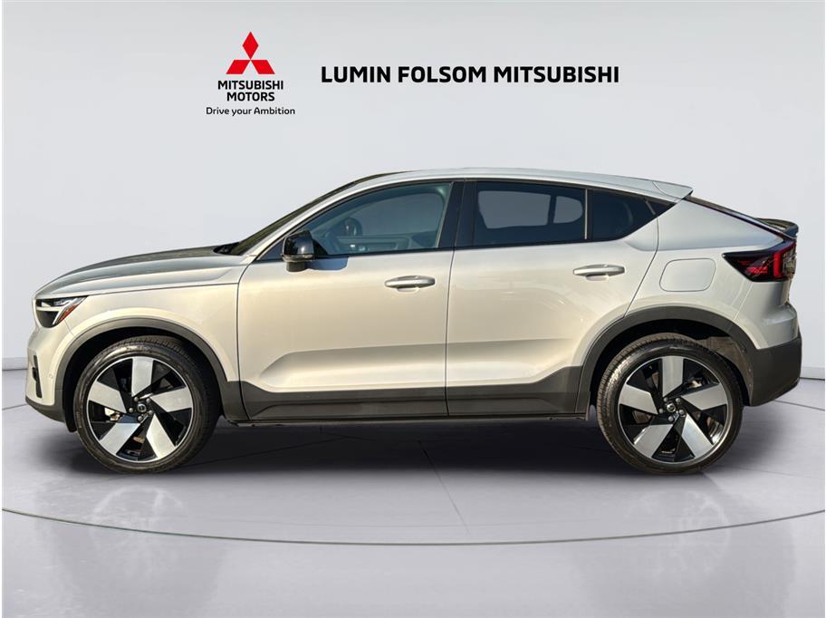 2023 Volvo C40 Recharge Ultimate Sport Utility 4D 2023 Volvo C40 Recharge Ultimate Sport Utility 4D
